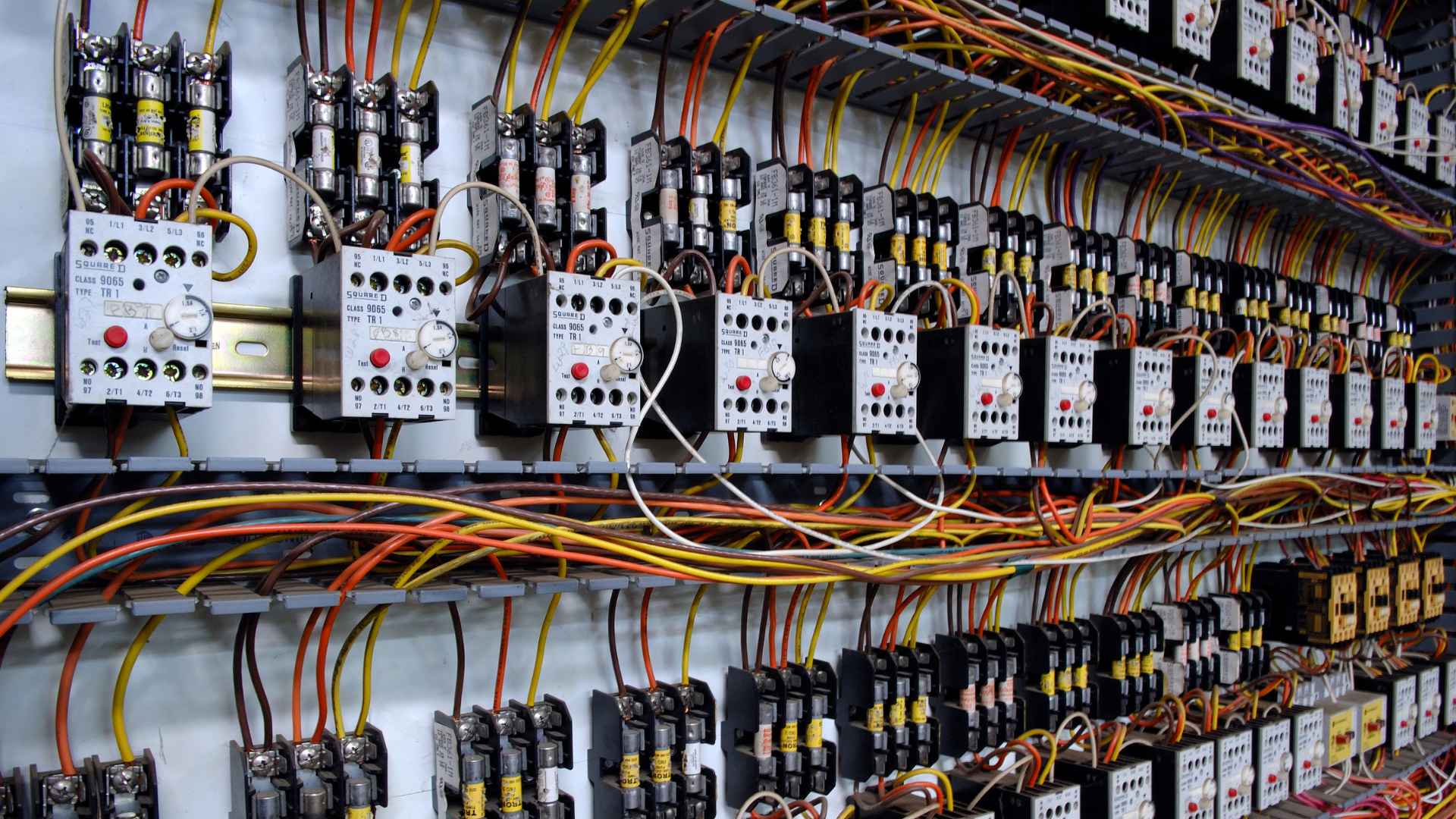 HOME PAGE 19 wiring